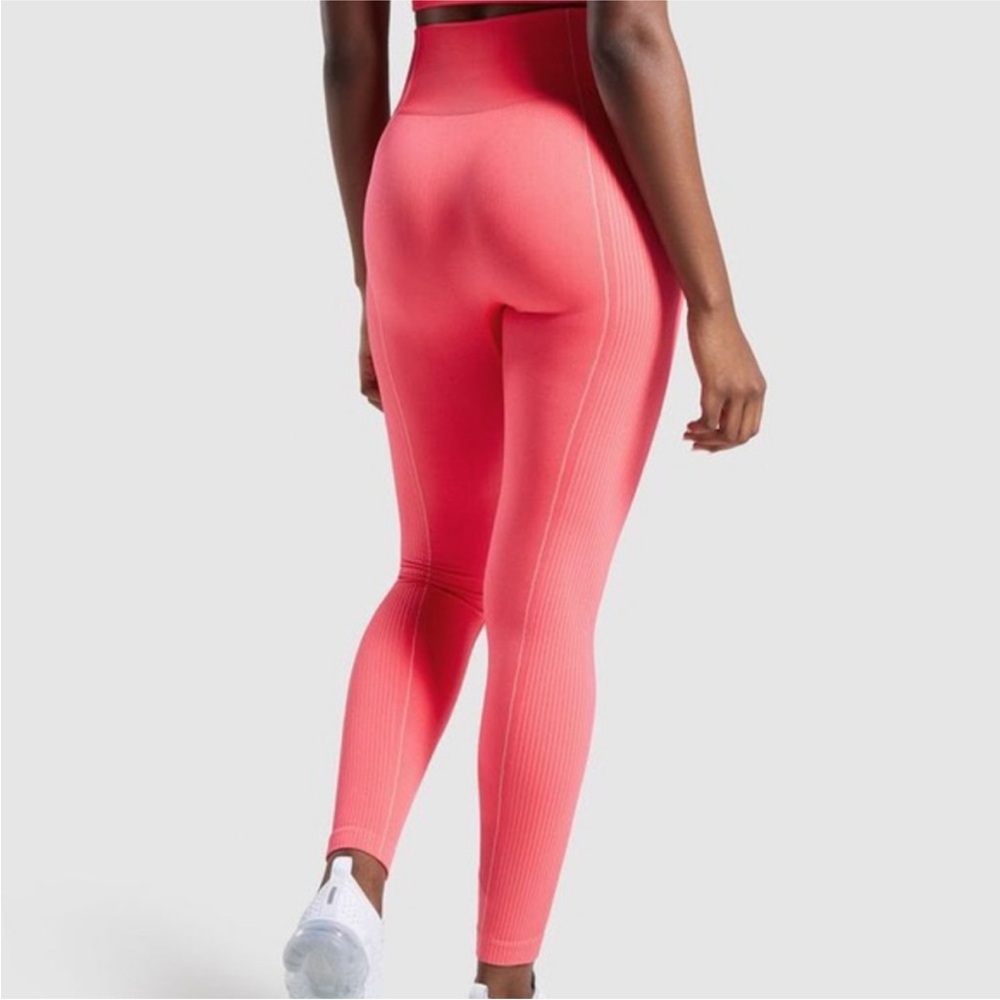 Gymshark Bright Pink Ultra Seamless Sports Bra - Picture 11 of 11